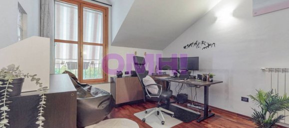 3 bedrooms House in Samarate, Italy No. 323525 29