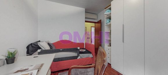 3 bedrooms House in Samarate, Italy No. 323525 26