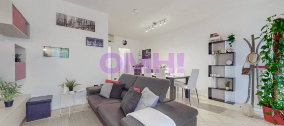 3 bedrooms House in Samarate, Italy No. 323525 7