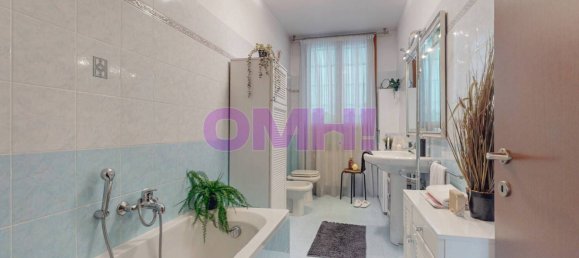 3 bedrooms House in Samarate, Italy No. 323525 22