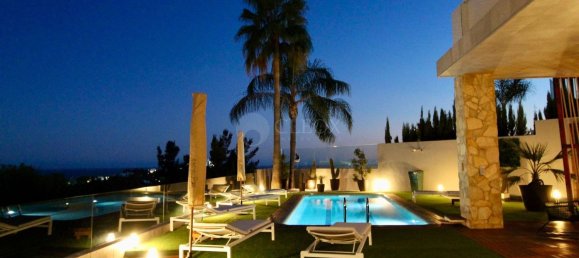 Villa de 3 dormitorios en Málaga, Spain No. 44429 8