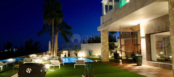 Villa de 3 dormitorios en Málaga, Spain No. 44429 3