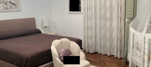 7-salle Appartement à Scafati, Italy No. 182067 33