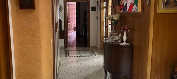 7-salle Appartement à Scafati, Italy No. 182067 7