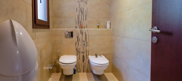 7 bedrooms Villa in Altea, Spain No. 11952 9