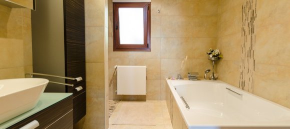 7 bedrooms Villa in Altea, Spain No. 11952 8