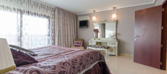 7 bedrooms Villa in Altea, Spain No. 11952 10