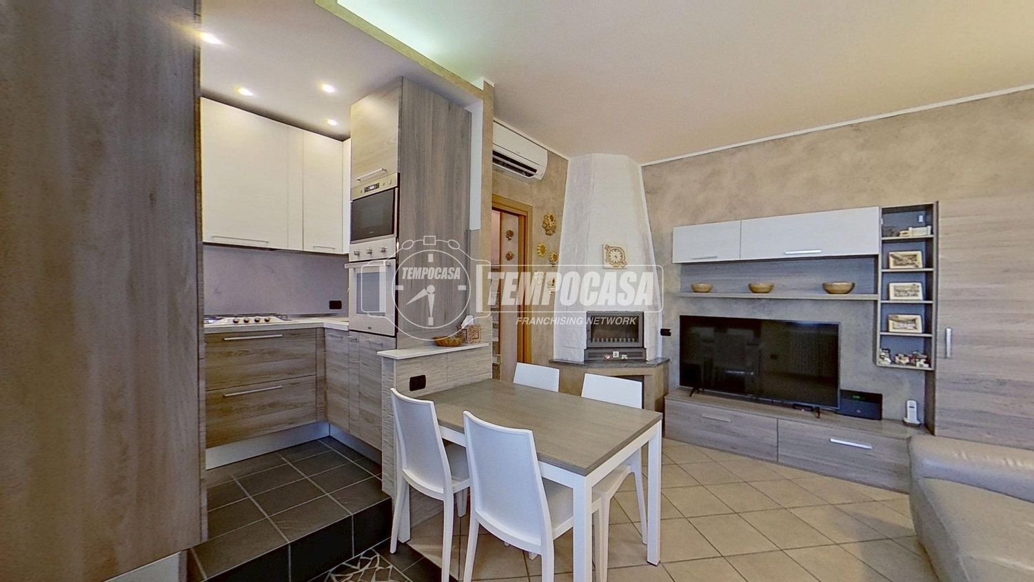 2 bedrooms Duplex in Lissone, Italy No. 314700