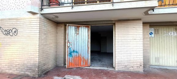 1 room Garage in Loano, Italy No. 177639 9