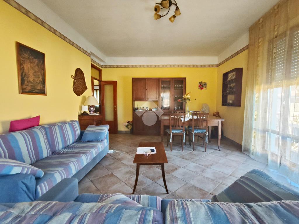3 bedrooms Apartment in Gualdo Tadino, Italy No. 353924