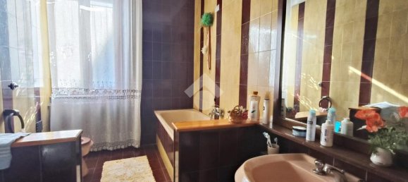 3 bedrooms Apartment in Gualdo Tadino, Italy No. 353924 22