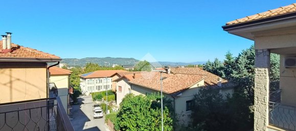 3 bedrooms Apartment in Gualdo Tadino, Italy No. 353924 16