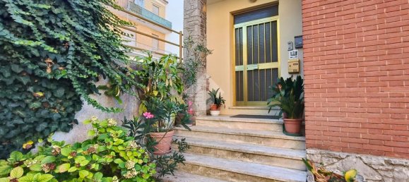 3 bedrooms Apartment in Gualdo Tadino, Italy No. 353924 3
