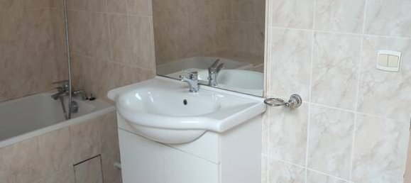 3 Schlafzimmer Haus in Douchy-Montcorbon, France, Nr. 276287 6