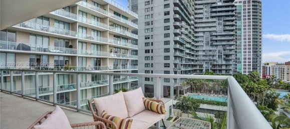 2 dormitorios propiedad comercial en alquiler en Miami, Miami-Dade, Florida, USA № 614968 2