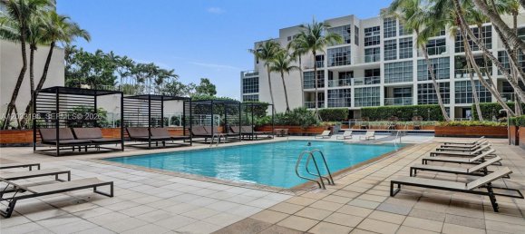 2 dormitorios propiedad comercial en alquiler en Miami, Miami-Dade, Florida, USA № 614968 3