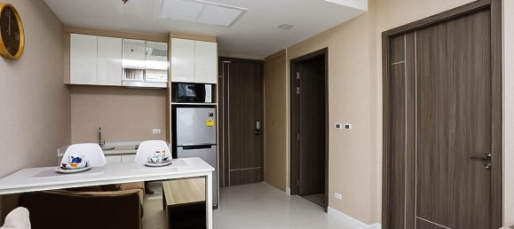 Кондоминиум  с 1 спальней в Банг Саре, Таиланд № 11998 11