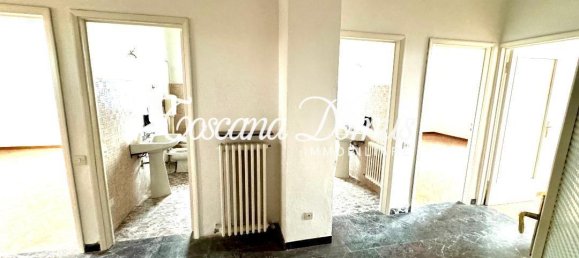 6 rooms Apartment in Siena, Italy No. 18410 19