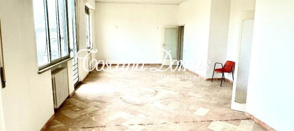 6 rooms Apartment in Siena, Italy No. 18410 9