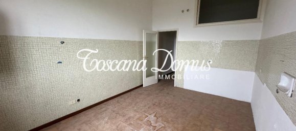 6 rooms Apartment in Siena, Italy No. 18410 12