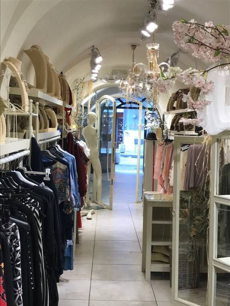 Imóvel comercial em Salerno, Italy 50 m² N.º 32634