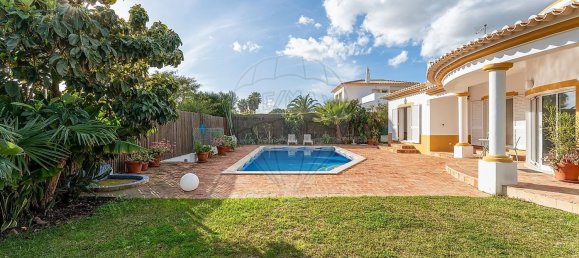 4 Schlafzimmer Haus in Albufeira, Portugal, Nr. 24146 9