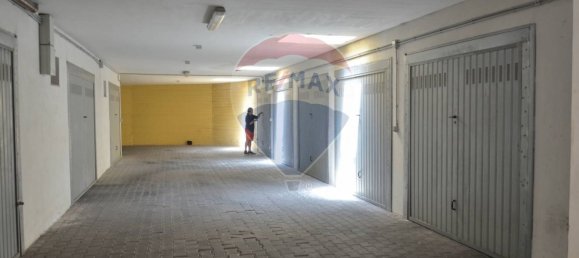 1غرفة مرآب في San Giovanni la Punta, Italy رقم 292987 6