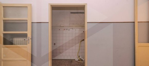 2 Schlafzimmer Wohnung in Bologna, Italy, Nr. 28943 7