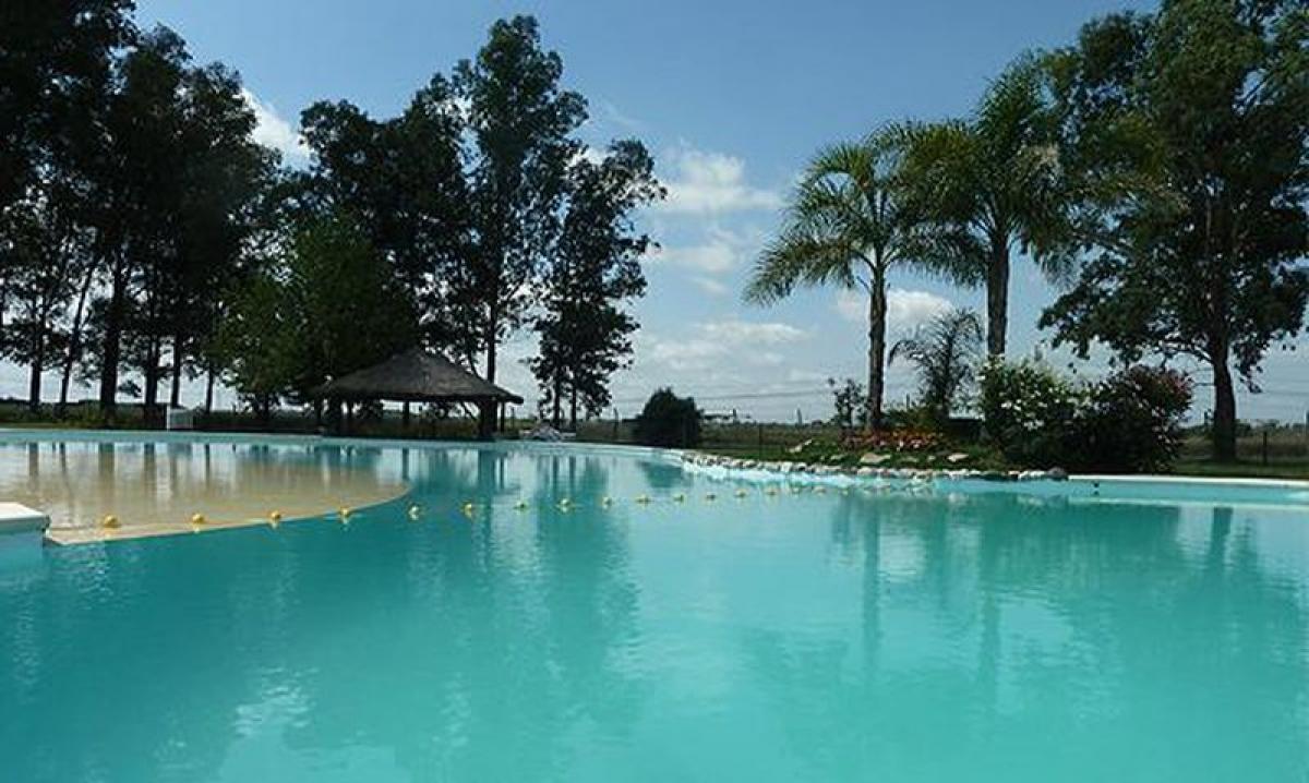 Terreno en Ezeiza, Argentina No. 119564