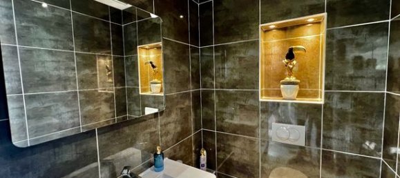 3 bedrooms House in Martin-Eglise, France No. 353046 7