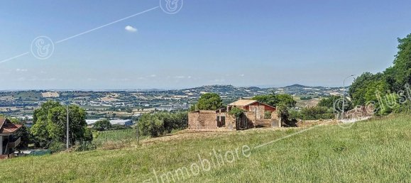 Terreno en Camerano, Italy 1013 m² No. 294502 8