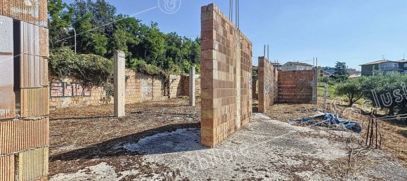 Terreno en Camerano, Italy 1013 m² No. 294502 11