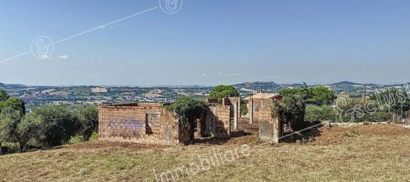 Terreno en Camerano, Italy 1013 m² No. 294502 15