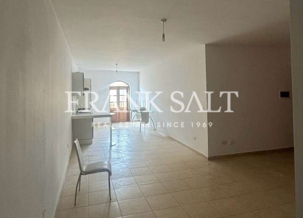 3 bedrooms Apartment in Zebbug, Malta No. 11548