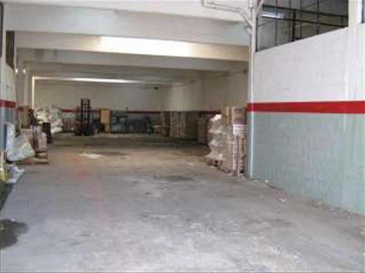 1139m² Commercial property in Buenos Aires, Argentina No. 108048