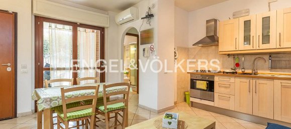 4 bedrooms Apartment in Colleferro, Italy No. 105185 3