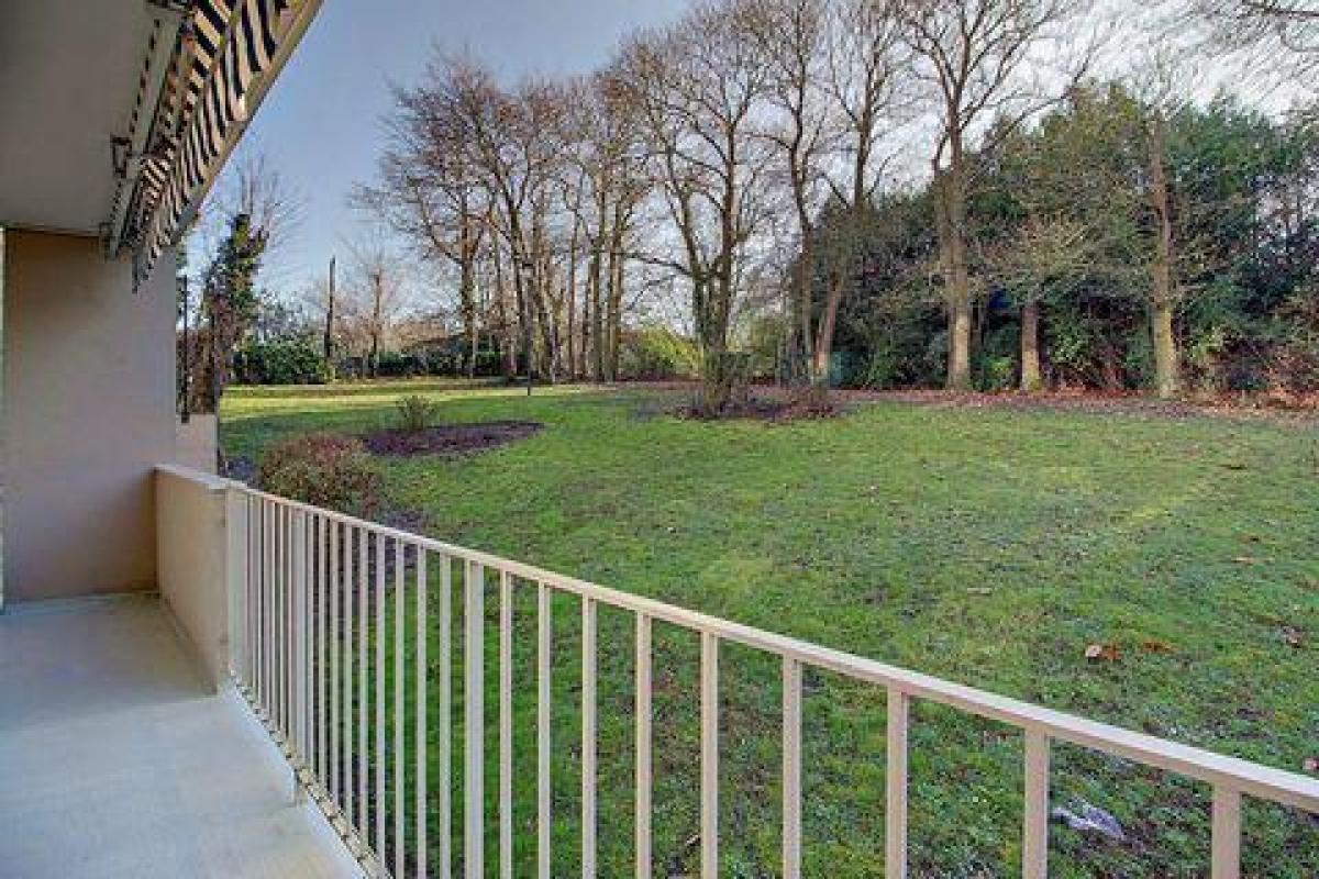 4 Schlafzimmer Eigentumswohnung in Chambourcy, France, Nr. 33462