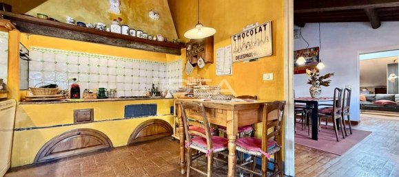4 bedrooms Apartment in Lucca, Italy No. 328092 12