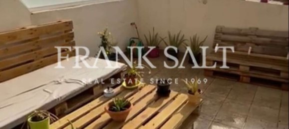 1 bedroom Penthouse in Sliema, Malta No. 11297 4