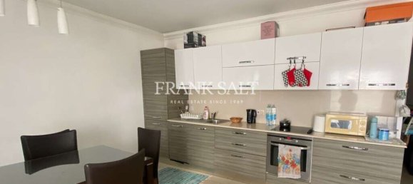 1 bedroom Penthouse in Sliema, Malta No. 11297 2