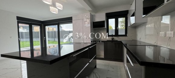 Casa de 3 dormitorios en Truchtersheim, France No. 237032 13