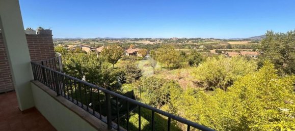 Dúplex de 3 dormitorios en Perugia, Italy No. 358336 36