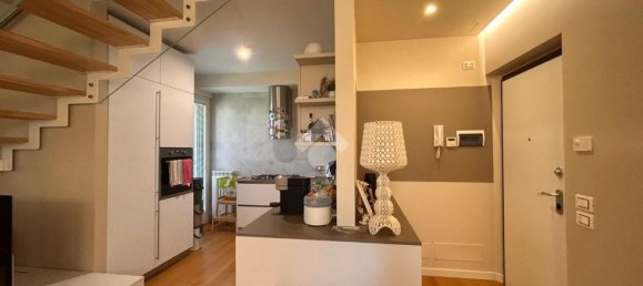 Dúplex de 3 dormitorios en Perugia, Italy No. 358336 5