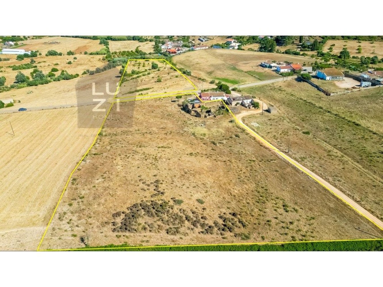 19760m² Land in Lagos, Portugal No. 43008