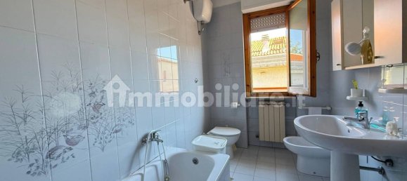 Apartamento de 2 dormitorios en Montesilvano, Italy No. 339705 20
