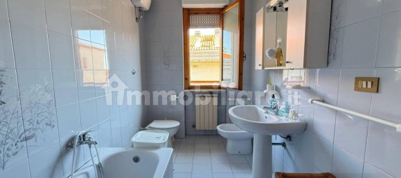 Apartamento de 2 dormitorios en Montesilvano, Italy No. 339705 18