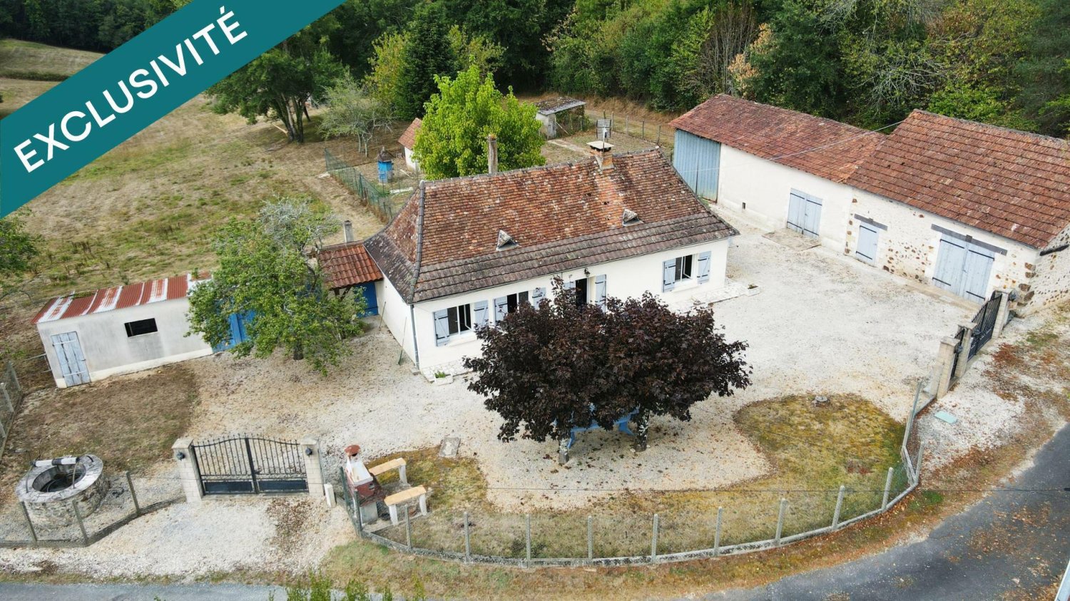 3 bedrooms Castles in Rouffignac-Saint-Cernin-de-Reilhac, France No. 355114