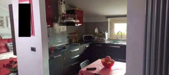 Apartamento de 5 divisões em Isernia, Italy N.º 202037 8