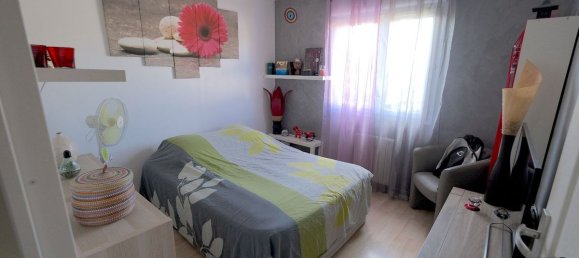 3 bedrooms House in Orange, France No. 339821 7