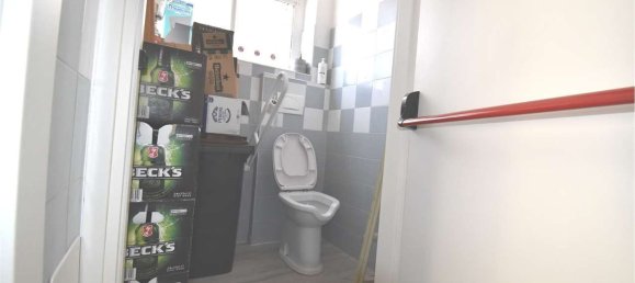 7 rooms Apartment in Termoli, Italy No. 78889 5